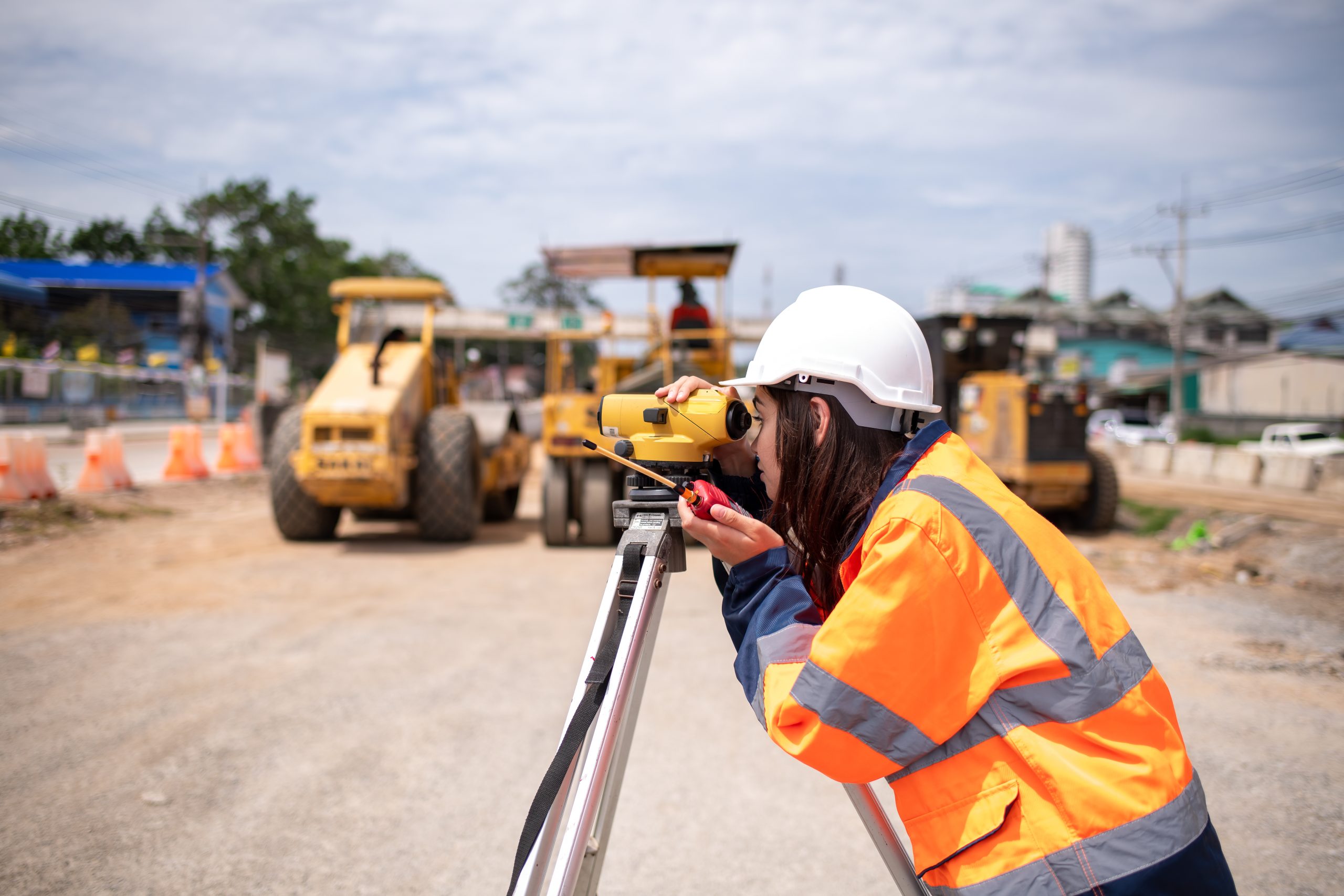 TITRE PRO Niveau 5 Géomètre topographe d&rsquo;entreprise du bâtiment et des travaux publics en apprentissage
